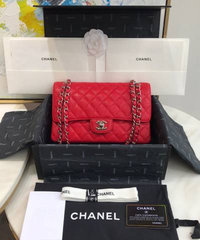 chanel classic flap bag caviar medium red