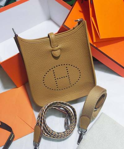 Сумка Hermes Evelyne Mini TPM Biscuit / Camel  