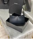 Сумка Saint Laurent Le 5 À 7 Leather Shoulder Bag