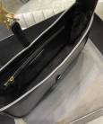 Сумка Saint Laurent Le 5 À 7 Leather Shoulder Bag